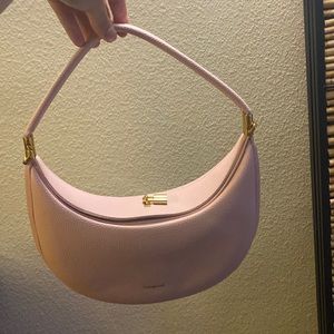 Songmont DUPE in pale Pink